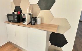 Easy Room